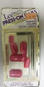 Lee Press On Nails! Vintage Pack of 20 Nails! Unique old hard to find Item! - Picture 1 of 3