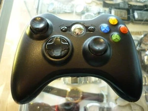 GENUINE MICROSOFT XBOX 360 WIRELESS CONTROLLER IN BLACK - AU STOCK ! - Picture 1 of 11