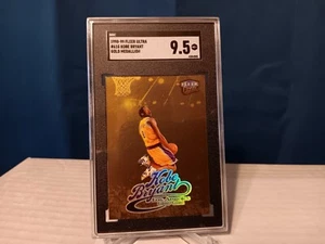 MEDALLÓN KOBE BRYANT 1998-99 FLEER ULTRA GOLD #61 G SGC 9,5 - Imagen 1 de 12