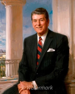 PRESIDENT RONALD REAGAN OFFICIAL PORTRAIT AUTOGRAPHED 8X10 PHOTO - Picture 1 of 1