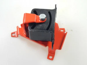 Supporto aggiuntivo trasmissione distribuzione LADA Niva Taiga Urban 2121-1801010 - Foto 1 di 3