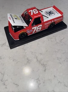 1/24 Revell 1996 nascar Race Truck #76 David Green No Box Display Case - Picture 1 of 5