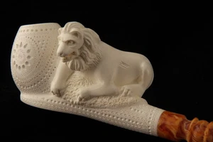 Tubo de espuma de mar tallada a mano para león en un estuche adecuado 6466 - Imagen 1 de 12