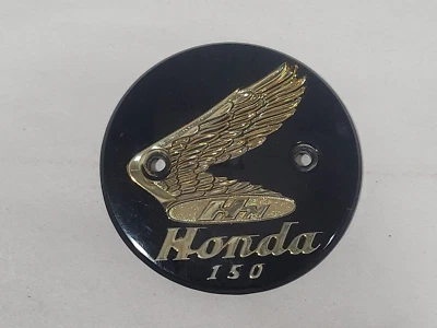 NOS Honda CA95 Dream 150 Plastic Left Fuel Tank Emblem, C95 - Image 1 of 4