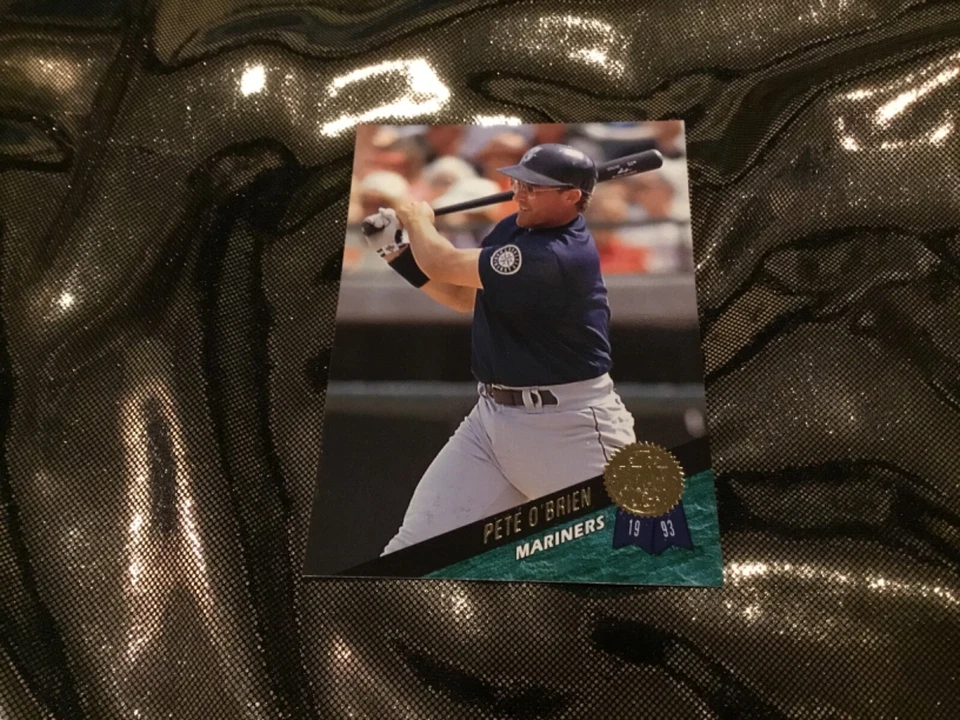 1993 Leaf #412 Pete O'Brien - Image 1 of 1