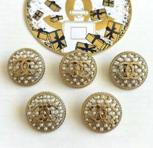 Vintage Chanel guziki 5 szt. złote x perłowe logo CC okrągłe 2,4cm 0,94"