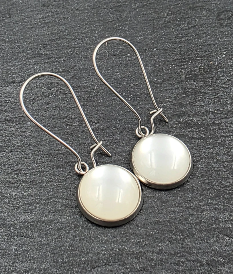 Ohrringe Ohrhänger Cabochon Weiß Unifarben Basic Edelstahl - Bild 1 von 1