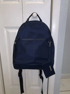 tommy hilfiger backpack - Picture 1 of 6
