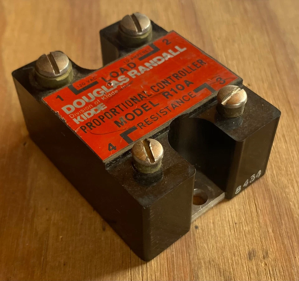 Douglas Randall Proportional Controller - R10A - Image 1 of 4