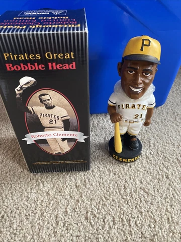 Roberto Clemente 2001 Pittsbutgh Pirates SGA Bobble Head Cover
