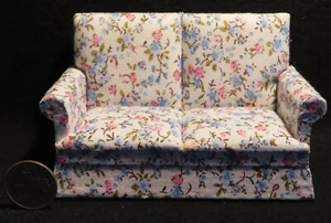 Floral on White Loveseat Couch Sofa 1:12 Miniature T6444 Living Room Library Den - Picture 1 of 4