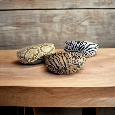 Estuche rígido para gafas de sol con estampado de animales Foto 1 de 4