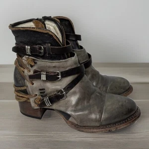 Bota Freebird Crue Talla 7 Tacón Bloque Cuero Tobillo Marrón Gris Envejecida de Fábrica - Imagen 1 de 10