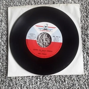 Mel Street: Lovin' On Back Streets / Who'll Turn Out The Lights, 45 RPM - Picture 1 of 4
