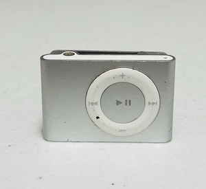 Apple iPod Shuffle Modelo A1204 Unidad Plateada Solo - Imagen 1 de 3