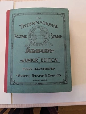 Álbum de estampillas postales internacionales, edición junior y muchas estampillas sueltas Foto 1 de 4