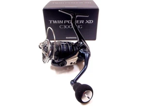 Shimano 25 TWIN POWER XD C3000HG Spinning Reel From Japan New - Picture 1 of 9