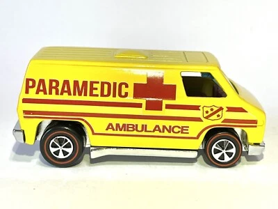 Hot Wheels REDLINE HECHO A MEDIDA 🚨Super Van Paramédico Amarillo, Solo 1 en eBay Foto 1 de 4