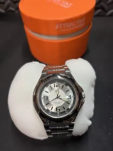 Mens Q&Q Casual Silver New In Box White Face Silver Band Quartz Watch Q252-404 - Picture 1 of 6