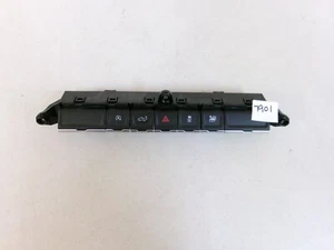 Chevy Silverado Sierra 2019-22 Tracción Cont Peligro Puerta Trasera Interruptor Mod 84168736 - Imagen 1 de 3