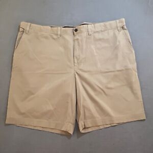 Izod Saltwater Shorts Mens 50 Beige Chino Pocketed Belted Button Zip Men.