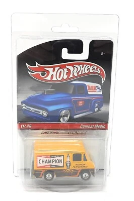 Hot Wheels Combat Medic Champion giallo. Thailandia. Real Riders - Immagine 1 di 3