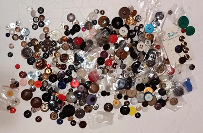 Approx One Pound Random Vintage Modern Buttons For Sewing Crafts Art Projects - Image 1 of 2