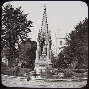 Glass Magic Lantern Slide BISHOP HOOPERS MEMORIAL GLOUCESTER C1890 PHOTO ENGLAND - Picture 1 of 2