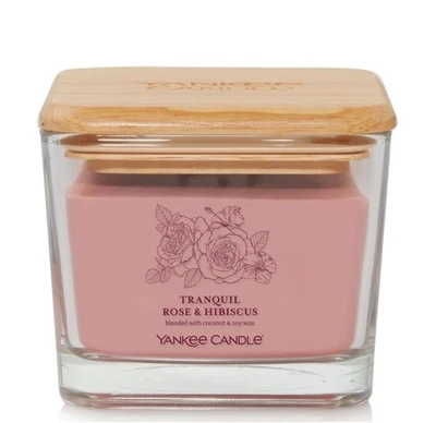 Coleção Yankee Candle Well Living - Rosa Tranquila e Hibisco - Quadrado Médio - Imagem 1 de 4