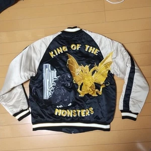 Chaqueta Godzilla vs King Ghidorah Sukajan Nueva con Etiquetas de Japón Recuerdo - Imagen 1 de 10