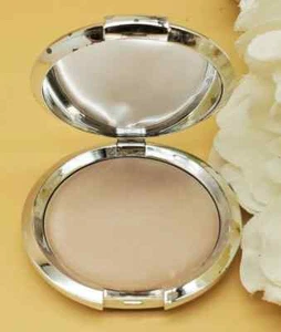 It Cosmetic Hello Light Creme Illuminator 0.23 oz New Without Box - Picture 1 of 3