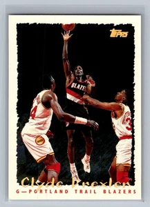 Clyde Drexler 1994-95 Topps #255 Spectralight - Picture 1 of 2