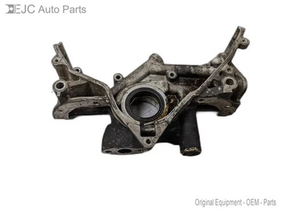 Engine Oil Pump From 2000 Nissan Xterra  3.3 150101W900 4wd - Image 1 of 4