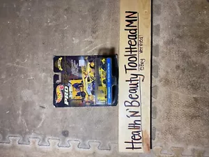 Hot Wheels Pro Racing Pit Crew 1998 Johnny Benson #26 Cheerios Ford Taurus - Picture 1 of 5