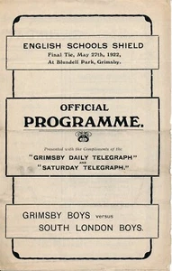 GRIMSBY Boys v South London (Schools Shield Final @ Blundell Park) 1922 PREGUERRA - Imagen 1 de 1