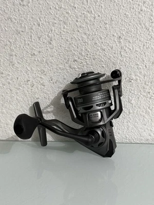 Carrete giratorio Lews Speed Spin 200- SS200HSG2, nuevo- sin caja Foto 1 de 3