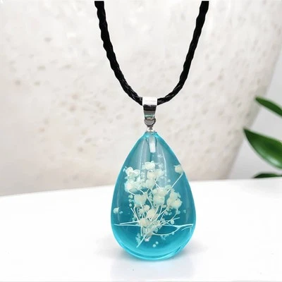 Collar Colgante Flor Seca Caliente en Forma de Lágrima Luminoso Longitud Ajustable Foto 1 de 4