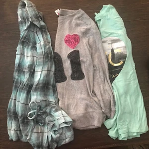 3-Pc Lot Girls Size 14 Tops 2 Justice 1 Total Girl EUC - Picture 1 of 10