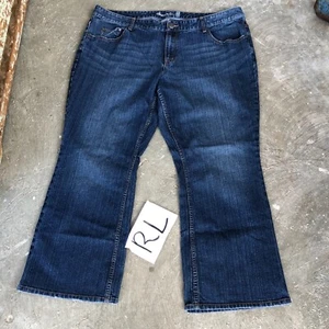 Womens American Rag Cie New Boot Cut Jeans Size 22 S or 42x29 - Picture 1 of 9