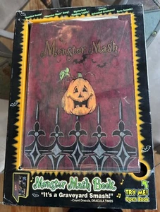 Monster Mash Book Haunted House Blue Ridge Musical si illumina COME NON FUNZIONANTE - Foto 1 di 8