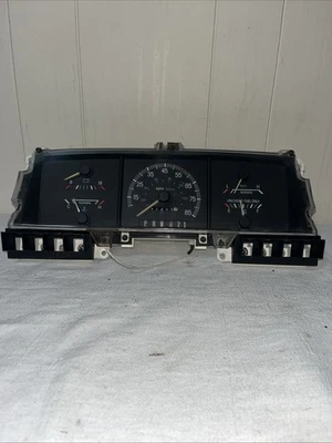 Grupo de velocímetros 1987-91 Ford Bronco y F150/F250/F350/F450 214 k millas Foto 1 de 4