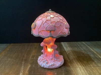 Abajur de mesa vintage de resina manchada pequeno rosa cogumelo 6” - Imagem 1 de 4