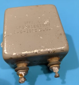 1 uF 1000 volt bathtub style capacitor. Used, capacity check OK. - Picture 1 of 1