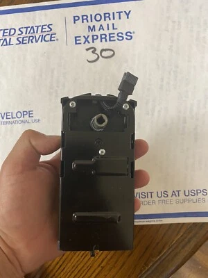 LEER Kwikset 99420-003 Aura Bluetooth Programable Foto 1 de 4