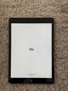 Apple iPad 8th Gen 10.2" 128GB Space Gray A2270 MYLD2LL/A - Picture 1 of 2
