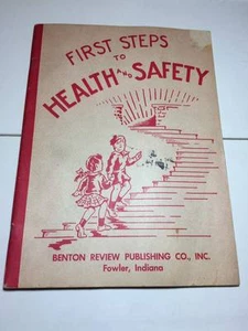 First steps to health and safety 1946 first aid  booklet - Bild 1 von 11