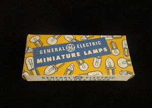 GENERAL ELECTRIC MINIATURE LAMPS # 675 RE VINTAGE - MINT IN BOX No.:133 - Picture 1 of 6