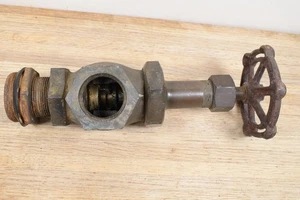 Vtg Powell Star Logo 1-1/2xH 300WP Farm Irrigation Valve Rustic LARGE - Picture 1 of 11