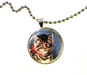 CUTE CROSS EYED TABBY KITTEN CAT SILVER PLATED PENDANT AND NECKLACE HANDMADE - Picture 1 of 2