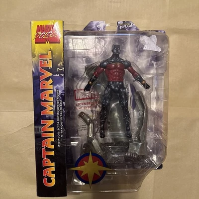 Экшн-фигурка Marvel Diamond Select CAPTAIN MARVEL: GENIS-VELL вариант новая в коробке - Изображение 1 из 4